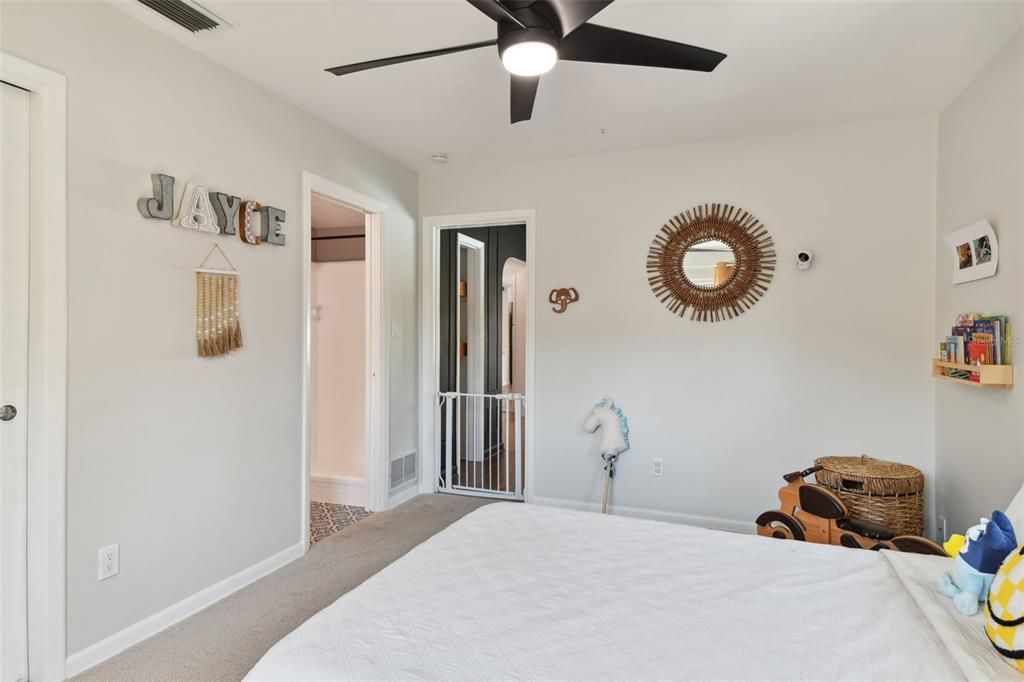 Active With Contract: $575,000 (3 beds, 2 baths, 1610 Square Feet)