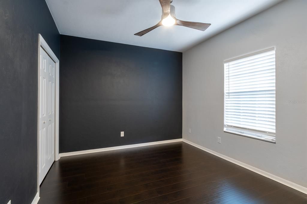 For Sale: $295,000 (2 beds, 2 baths, 1207 Square Feet)