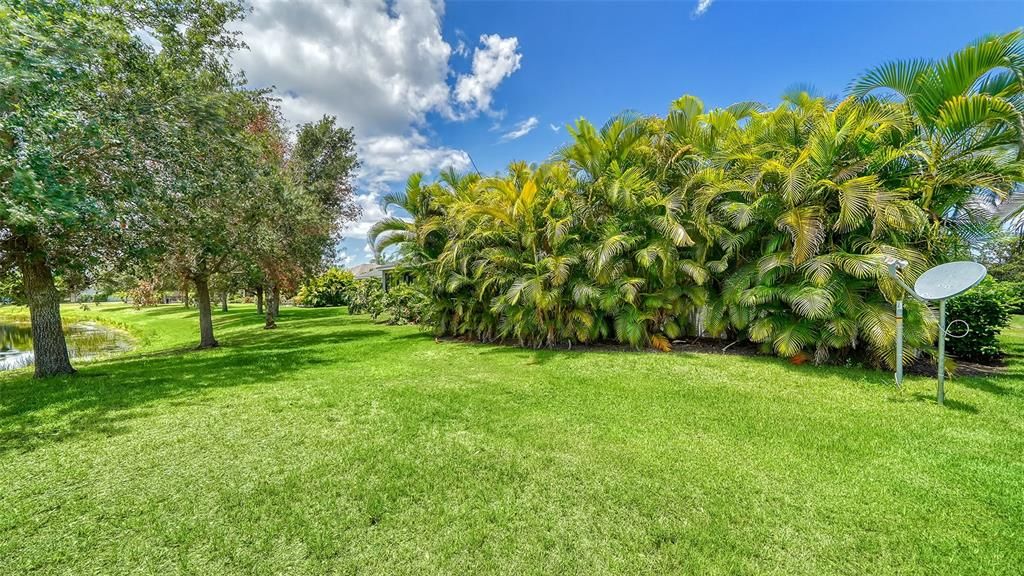 For Sale: $560,000 (3 beds, 2 baths, 1865 Square Feet)