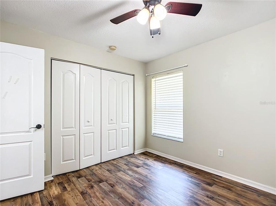 Active With Contract: $259,900 (3 beds, 2 baths, 1296 Square Feet)