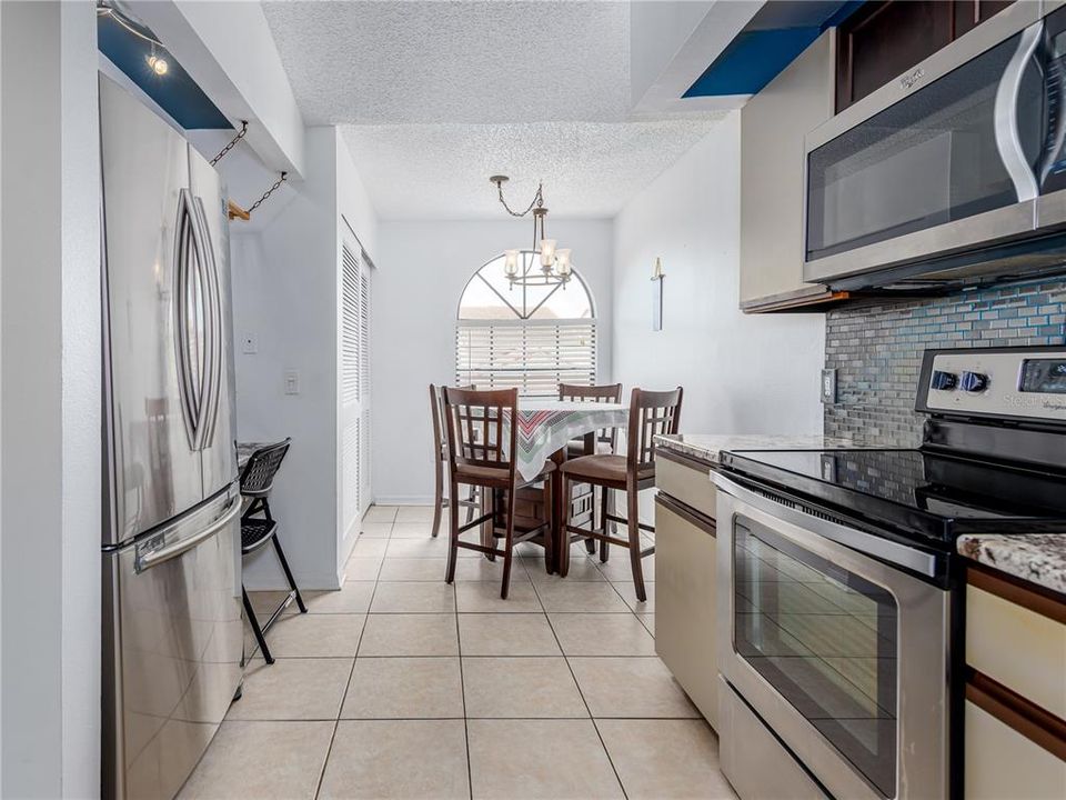 Great kitchen space