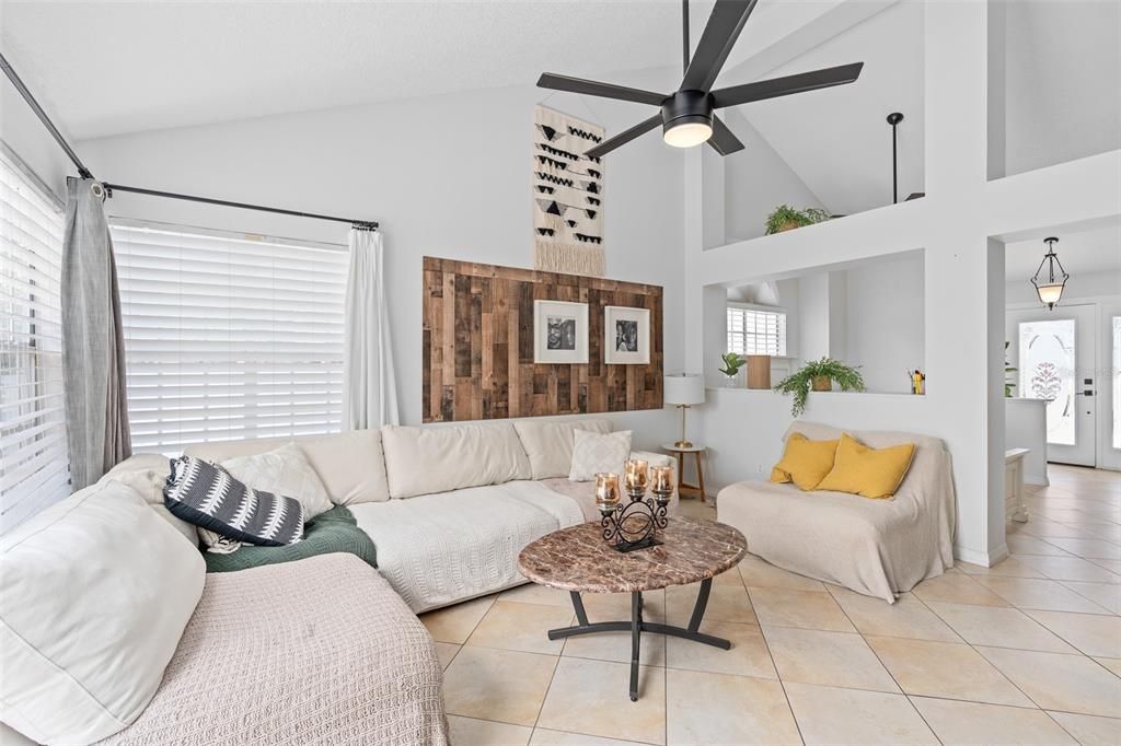 Active With Contract: $354,000 (3 beds, 2 baths, 1654 Square Feet)