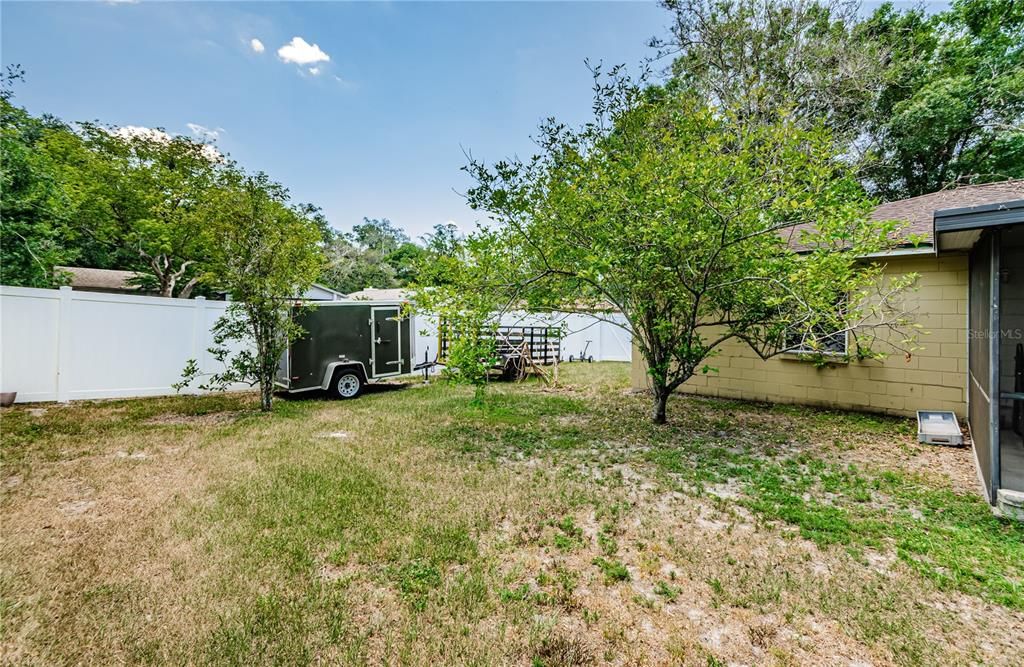 Active With Contract: $360,000 (3 beds, 2 baths, 1489 Square Feet)