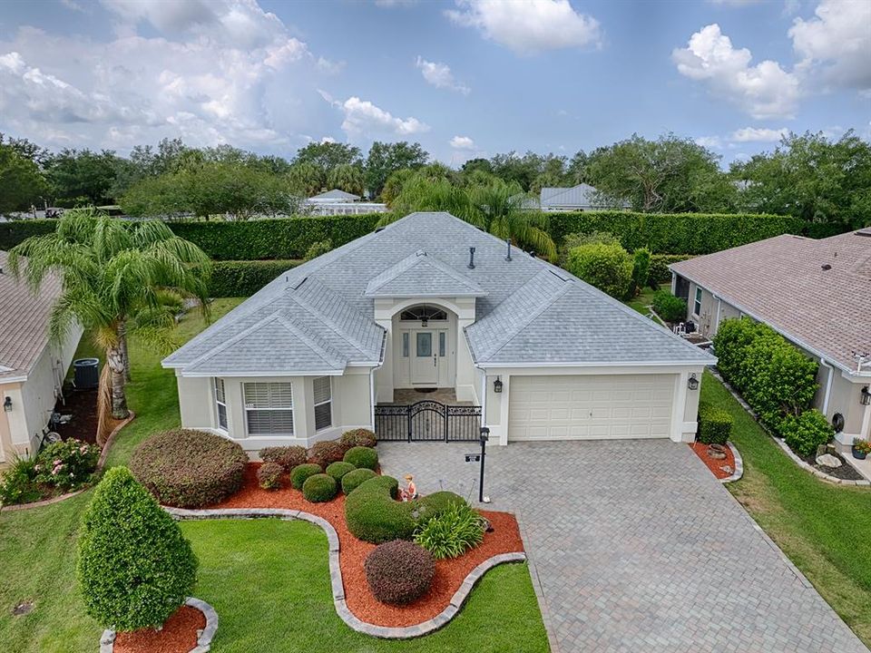 For Sale: $522,000 (3 beds, 2 baths, 1978 Square Feet)