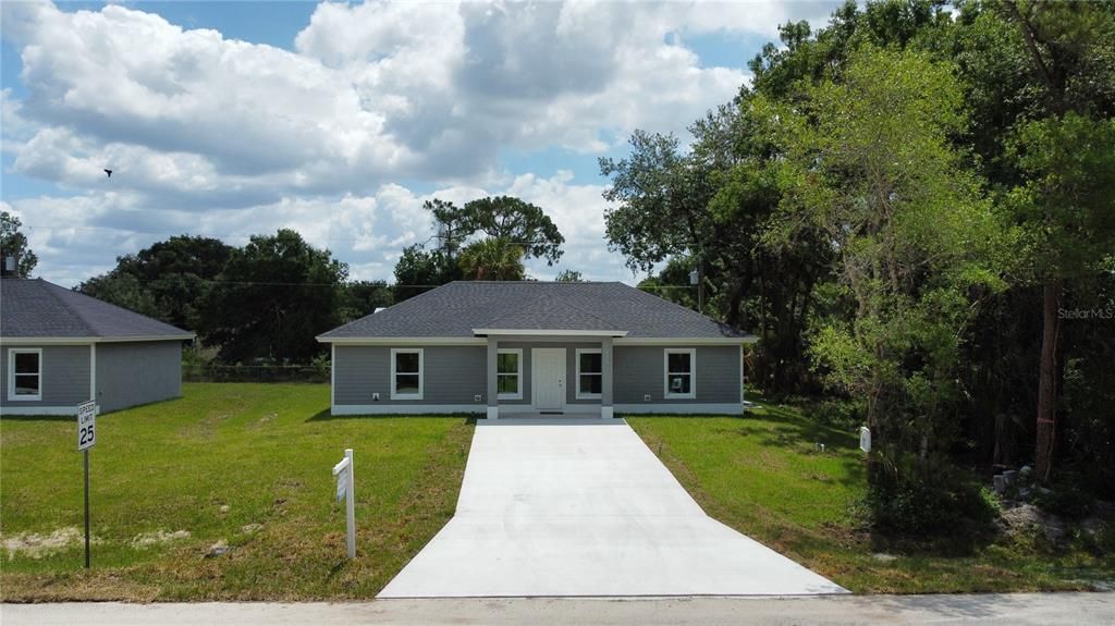 Active With Contract: $289,999 (3 beds, 2 baths, 1250 Square Feet)