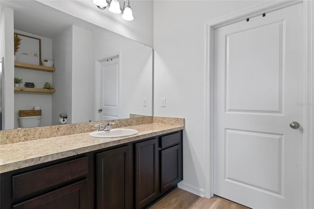 Active With Contract: $375,000 (4 beds, 2 baths, 1929 Square Feet)