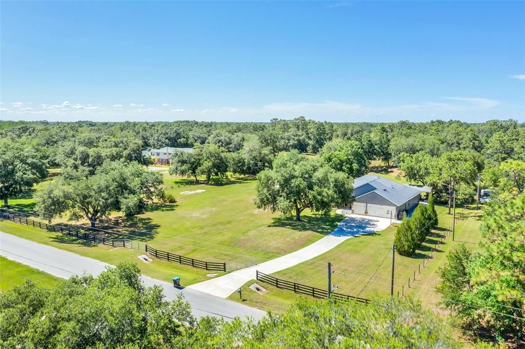 Active With Contract: $950,000 (4 beds, 3 baths, 2577 Square Feet)