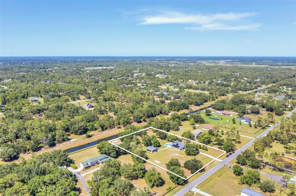 Active With Contract: $950,000 (4 beds, 3 baths, 2577 Square Feet)