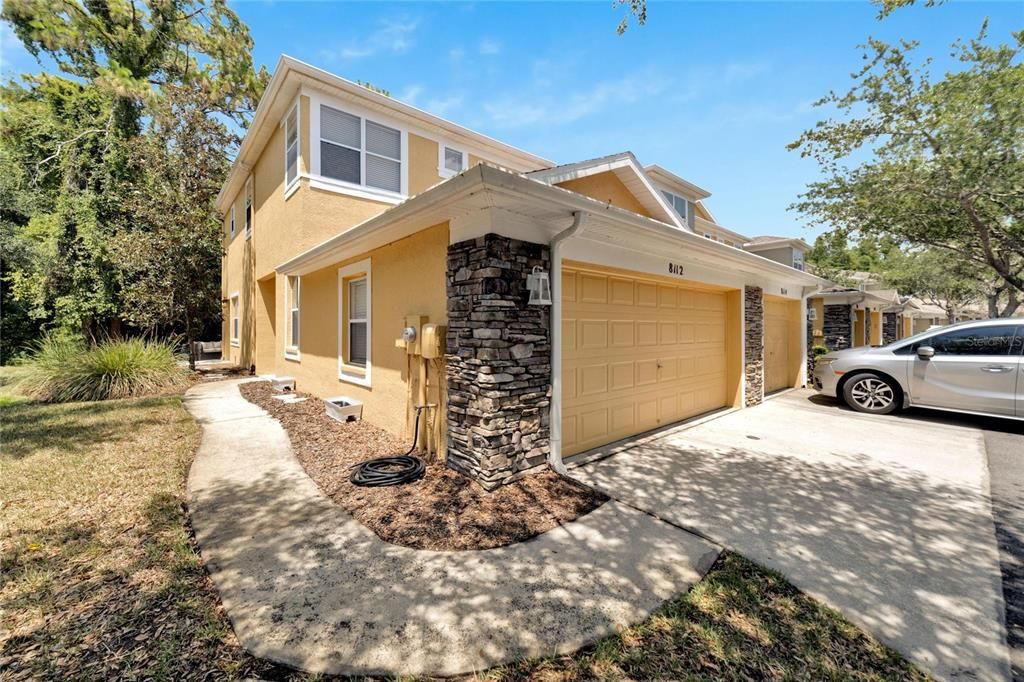 Recently Sold: $324,500 (3 beds, 2 baths, 1587 Square Feet)