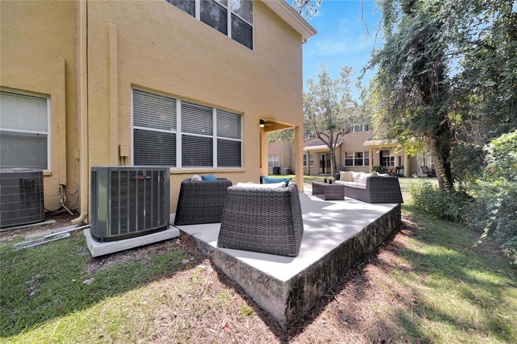 Active With Contract: $324,500 (3 beds, 2 baths, 1587 Square Feet)