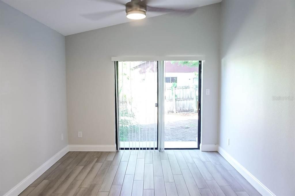 Recently Sold: $340,000 (2 beds, 2 baths, 1010 Square Feet)