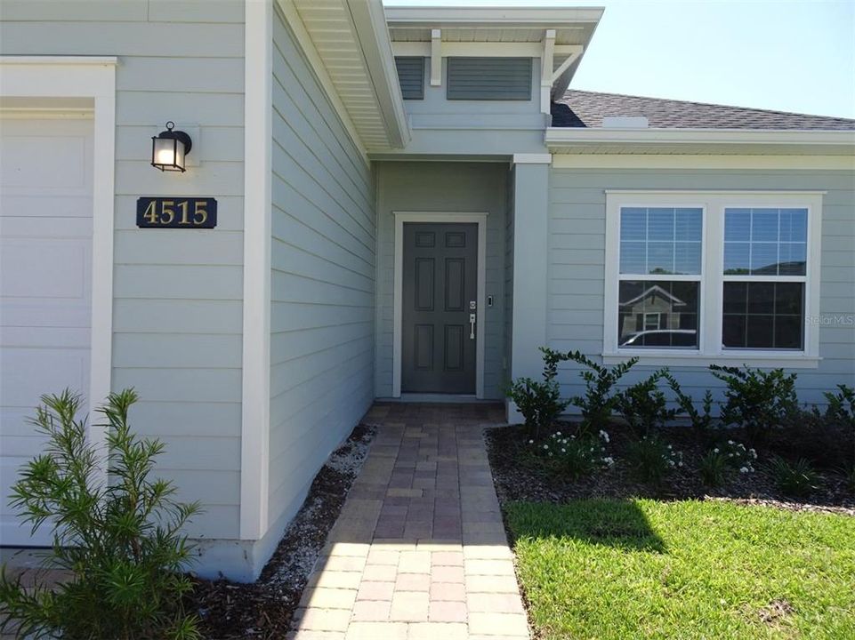 FRONT DOOR ENTRYWAY