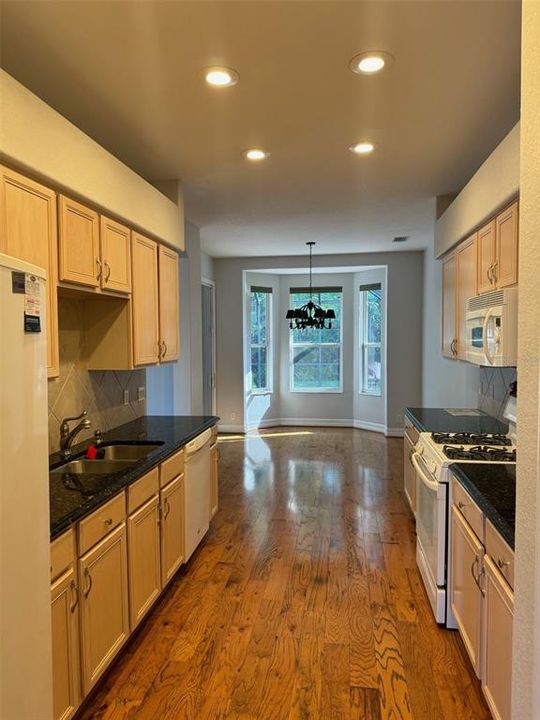 Recently Sold: $525,000 (3 beds, 2 baths, 2017 Square Feet)