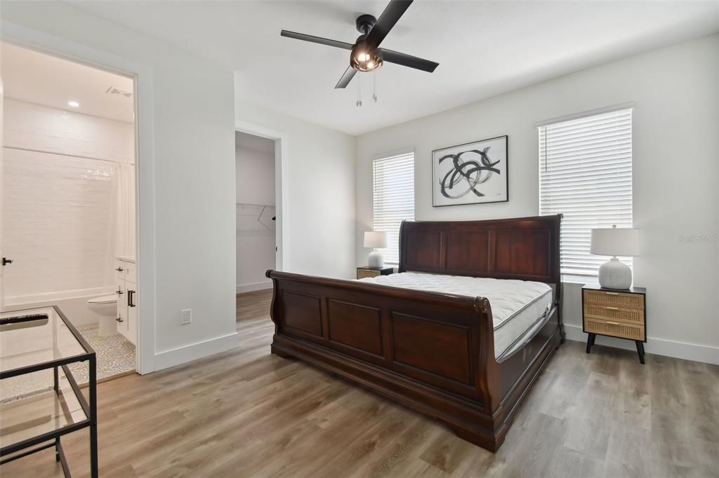 Active With Contract: $4,200 (3 beds, 3 baths, 2264 Square Feet)