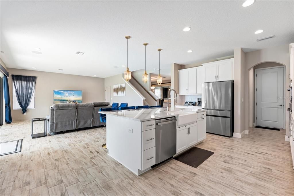 Kitchen Island/Grand Room