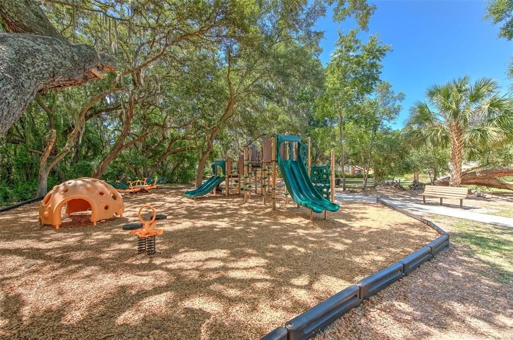 Ibis Park Playground (3 minute walk)