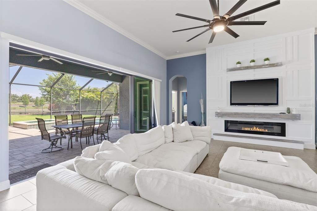 Active With Contract: $875,000 (4 beds, 3 baths, 3153 Square Feet)