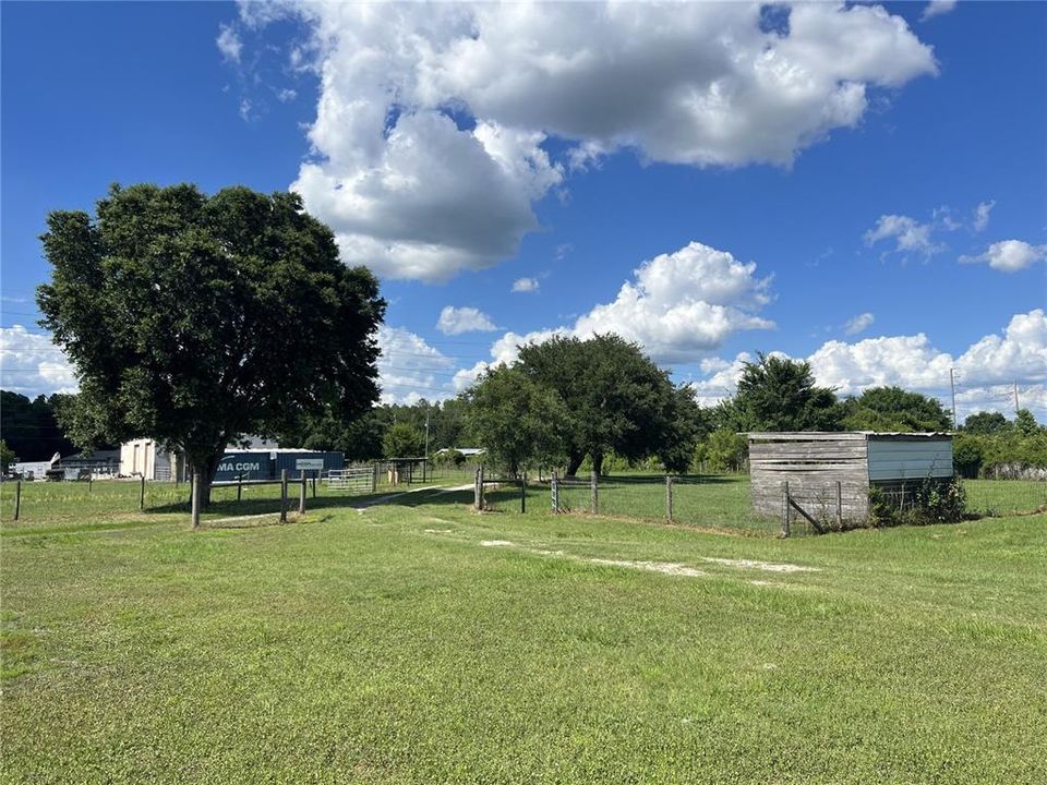 For Sale: $475,000 (3 beds, 2 baths, 1080 Square Feet)