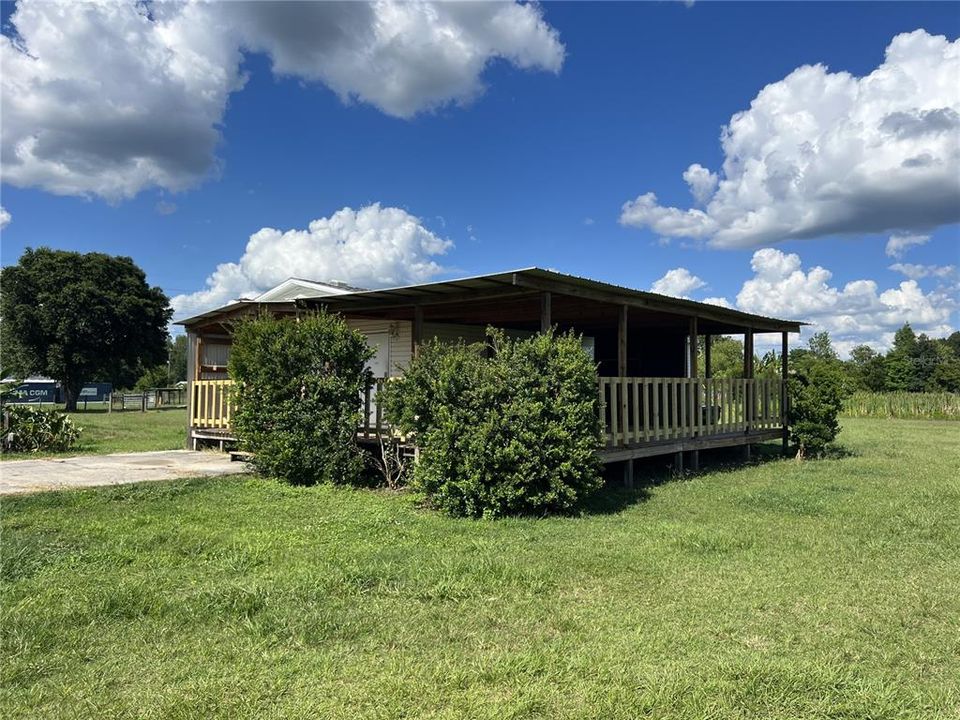 For Sale: $475,000 (3 beds, 2 baths, 1080 Square Feet)