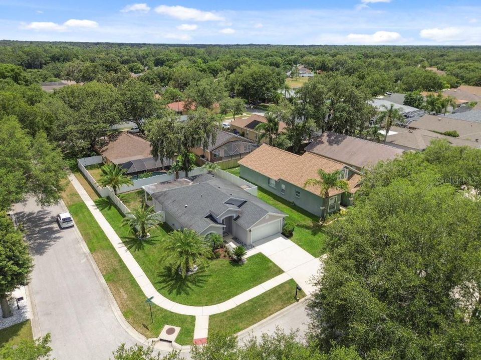 Active With Contract: $415,000 (3 beds, 2 baths, 1733 Square Feet)