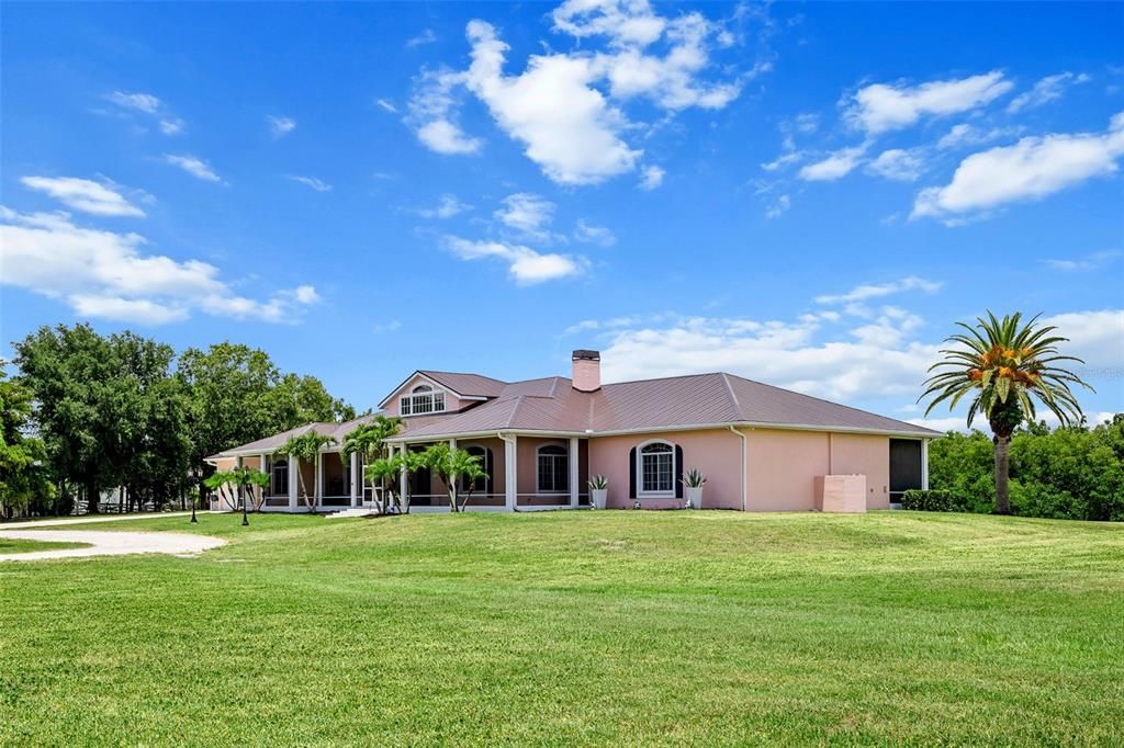 For Sale: $2,650,000 (3 beds, 2 baths, 4081 Square Feet)