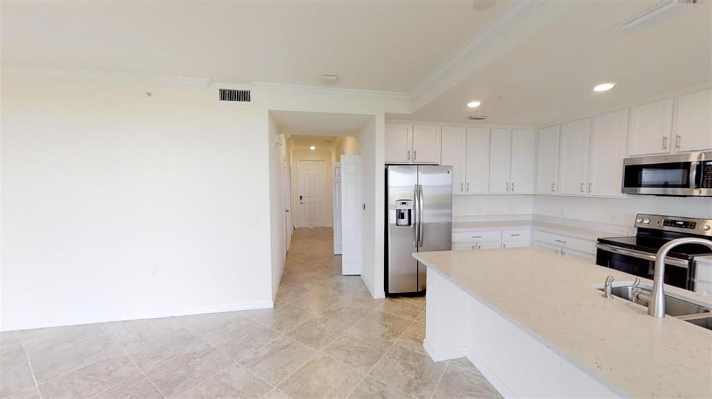 For Rent: $2,300 (2 beds, 2 baths, 1232 Square Feet)