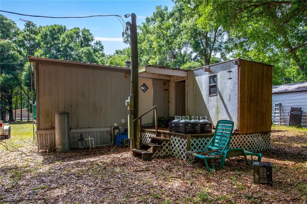 For Sale: $135,000 (2 beds, 2 baths, 960 Square Feet)