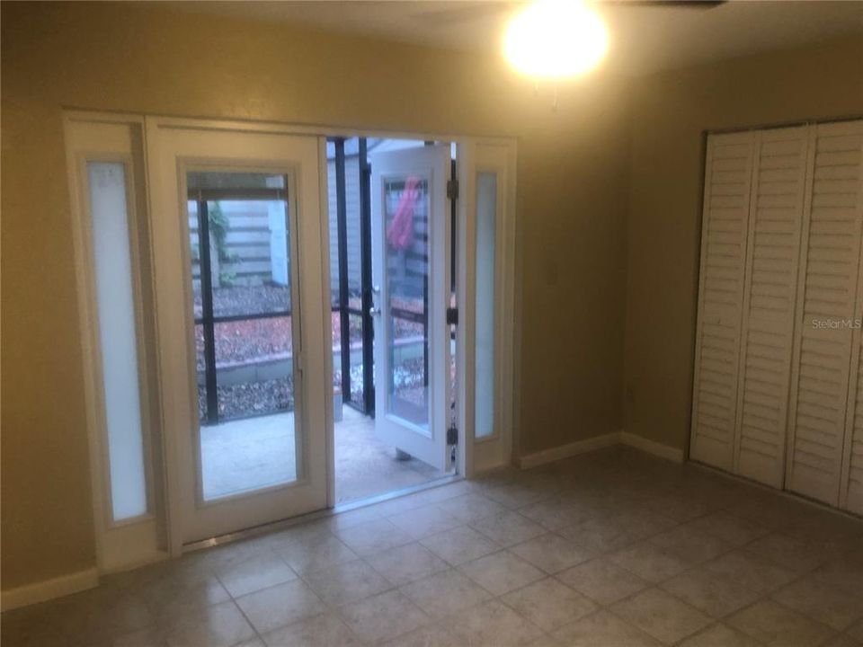 For Rent: $1,225 (2 beds, 2 baths, 890 Square Feet)