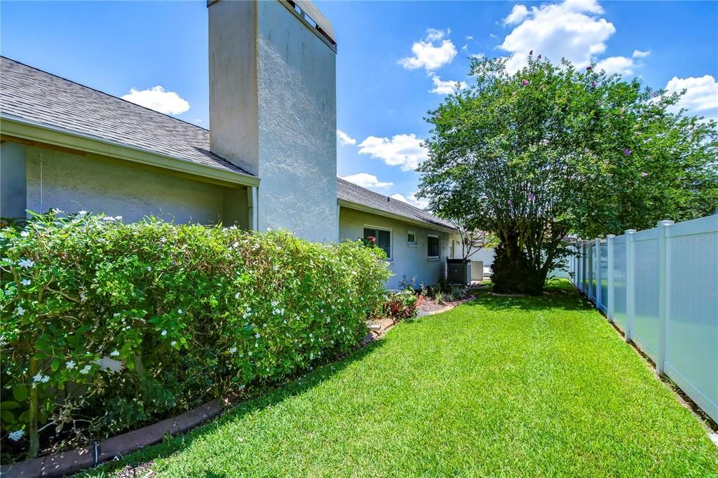 For Sale: $725,000 (4 beds, 2 baths, 2664 Square Feet)