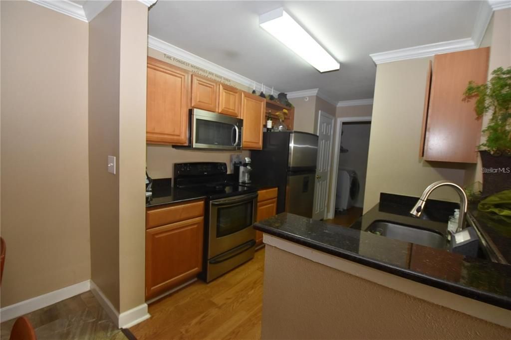 For Rent: $1,750 (2 beds, 2 baths, 1205 Square Feet)