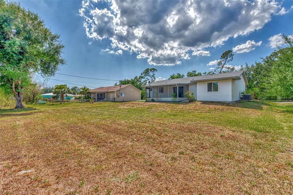 Active With Contract: $259,800 (2 beds, 2 baths, 1030 Square Feet)