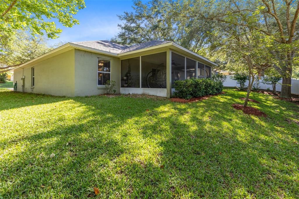 Active With Contract: $364,900 (4 beds, 2 baths, 1676 Square Feet)