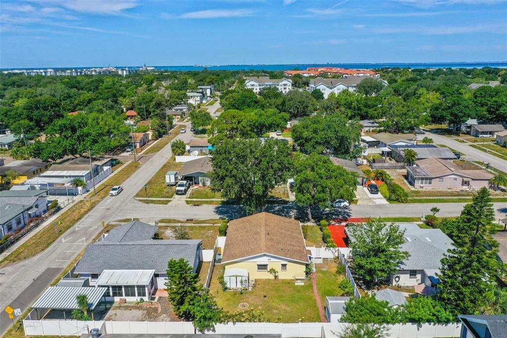 Active With Contract: $330,000 (3 beds, 1 baths, 1282 Square Feet)