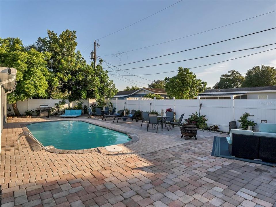 For Sale: $629,000 (4 beds, 2 baths, 1830 Square Feet)