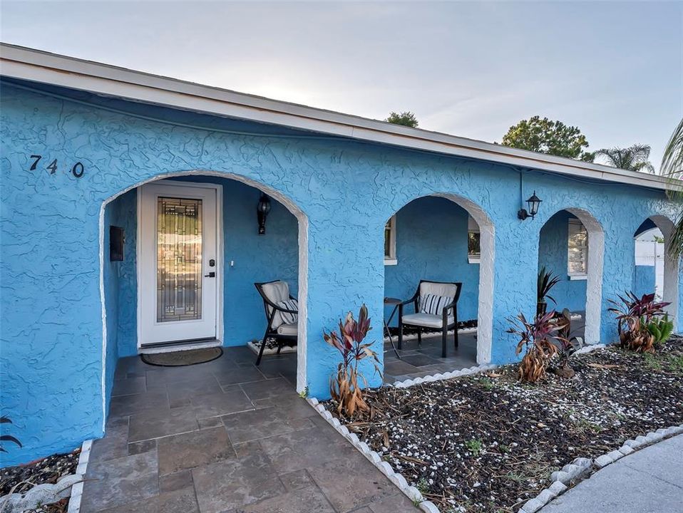 For Sale: $629,000 (4 beds, 2 baths, 1830 Square Feet)