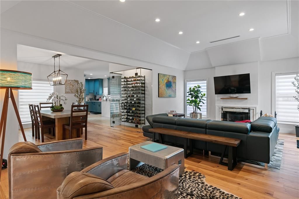 Active With Contract: $1,100,000 (3 beds, 2 baths, 2216 Square Feet)