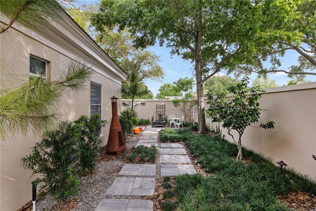 Recently Sold: $1,100,000 (3 beds, 2 baths, 2216 Square Feet)