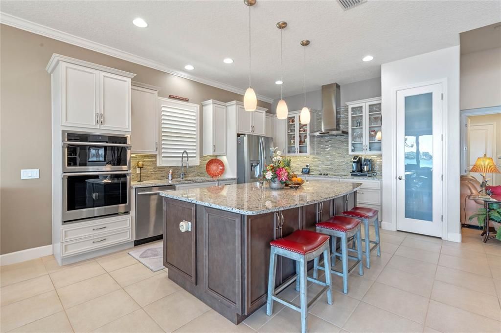 Active With Contract: $695,000 (4 beds, 3 baths, 2440 Square Feet)
