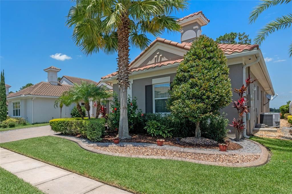 Active With Contract: $695,000 (4 beds, 3 baths, 2440 Square Feet)