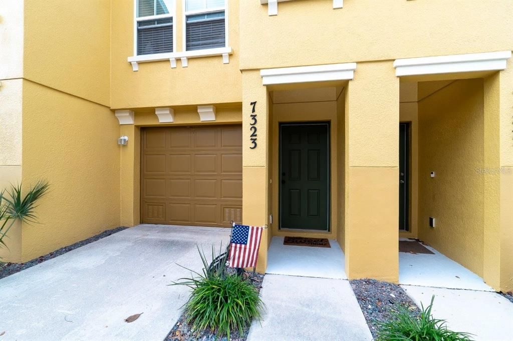 Active With Contract: $2,000 (2 beds, 2 baths, 1092 Square Feet)