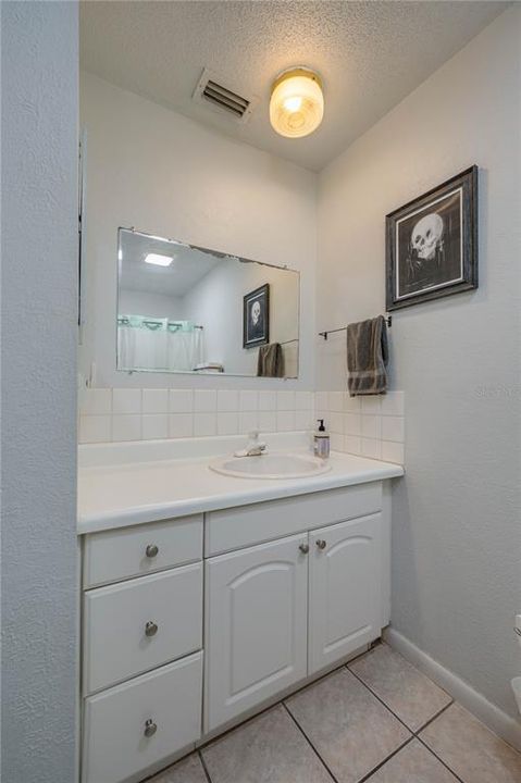 Active With Contract: $248,000 (3 beds, 2 baths, 1120 Square Feet)