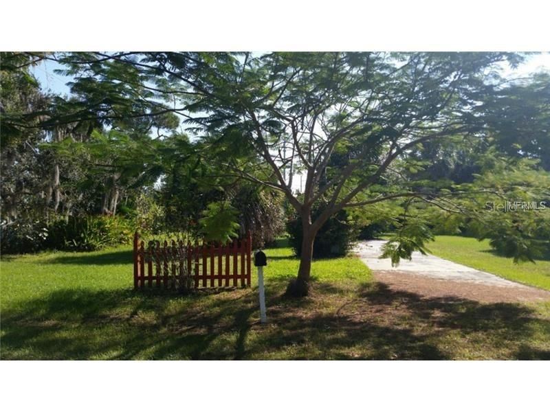 En Venta: $136,000 (0.32 acres)