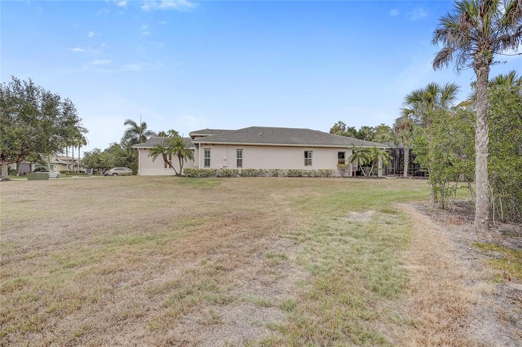 Active With Contract: $735,000 (4 beds, 2 baths, 2249 Square Feet)