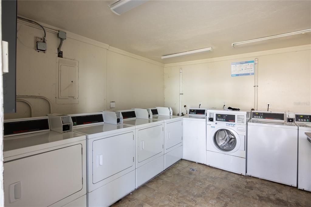 For Sale: $120,000 (3 beds, 2 baths, 1252 Square Feet)