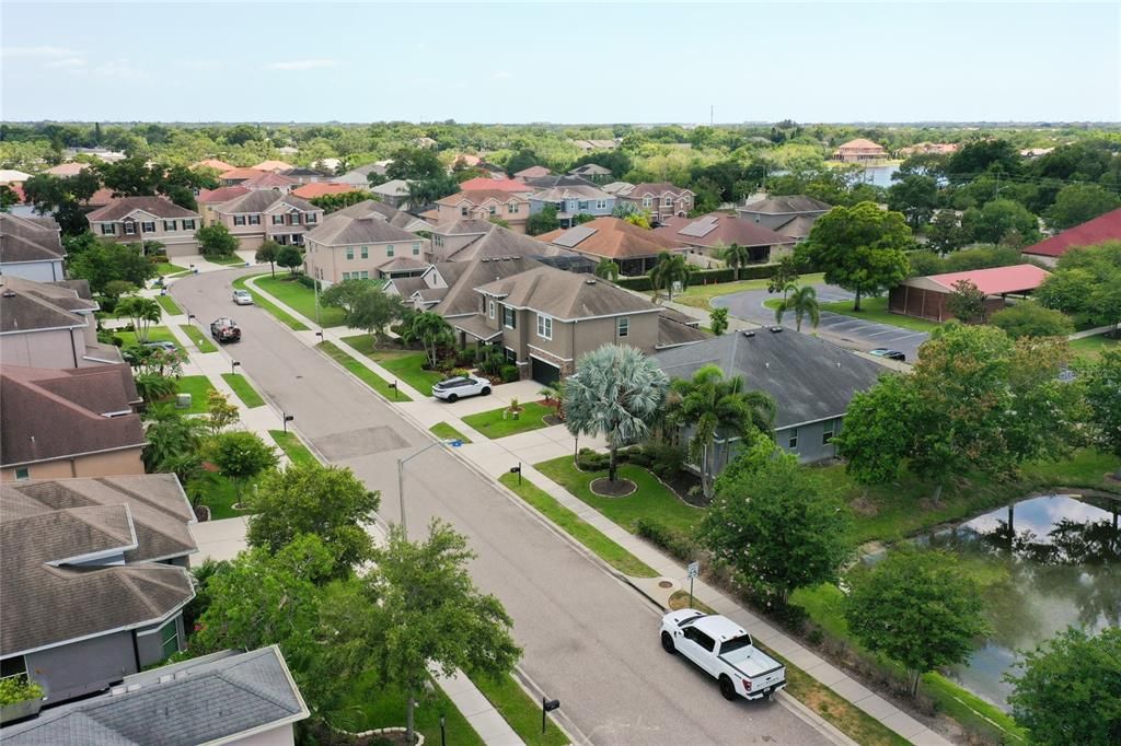 Active With Contract: $724,500 (3 beds, 2 baths, 2621 Square Feet)