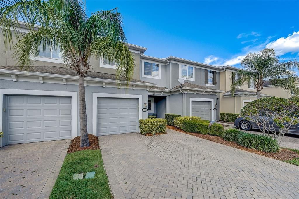 Recently Sold: $325,000 (2 beds, 2 baths, 1575 Square Feet)