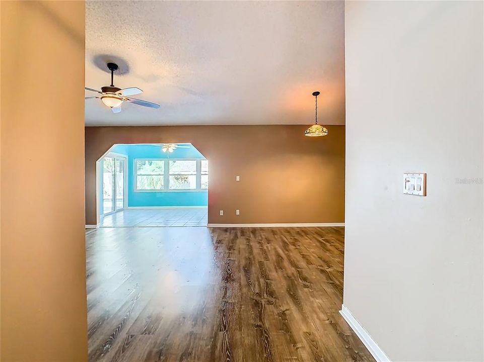 view towards dining room & kitchen