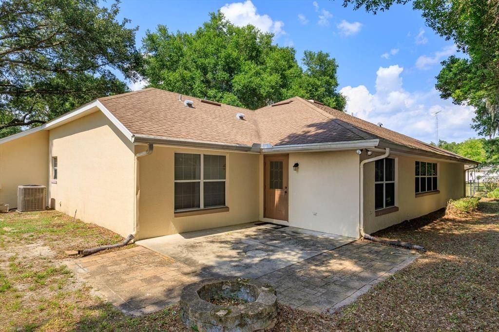 Active With Contract: $450,000 (4 beds, 3 baths, 2531 Square Feet)