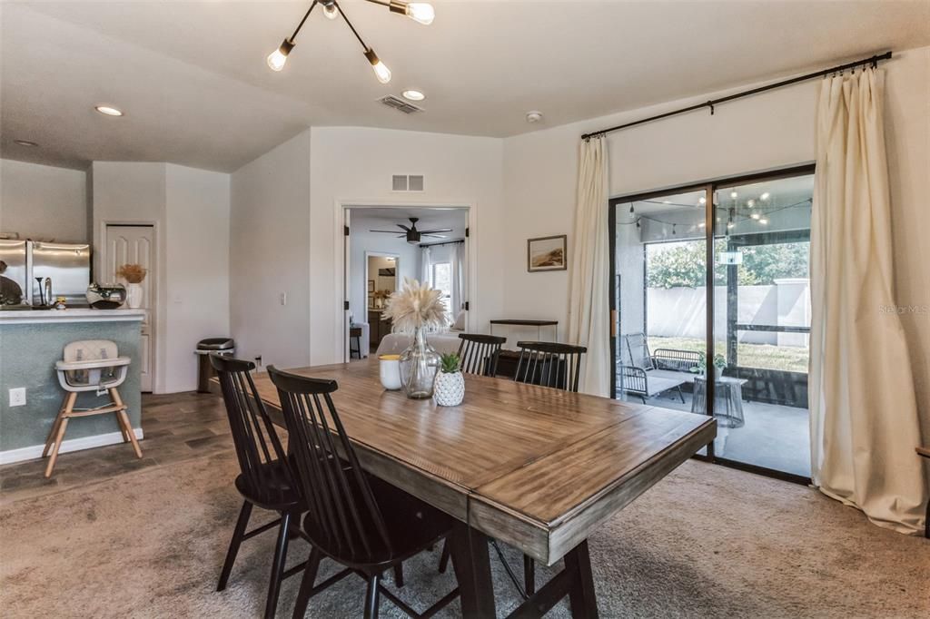 Active With Contract: $347,500 (3 beds, 2 baths, 1740 Square Feet)