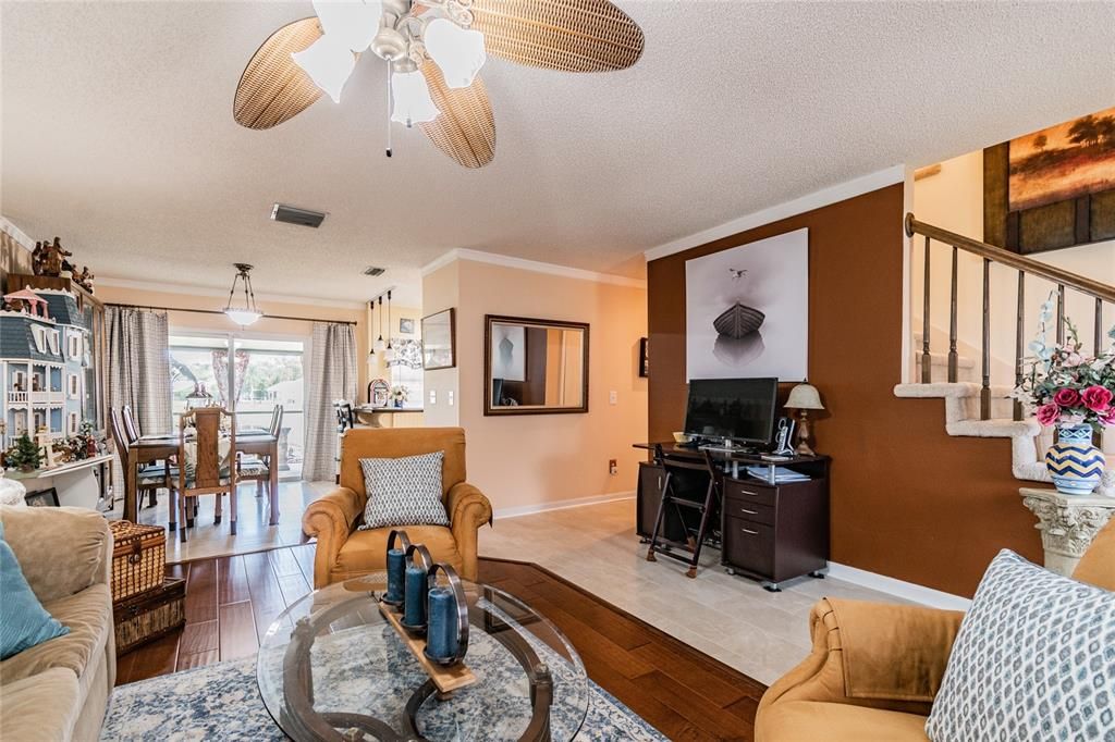 Active With Contract: $379,900 (3 beds, 2 baths, 1680 Square Feet)